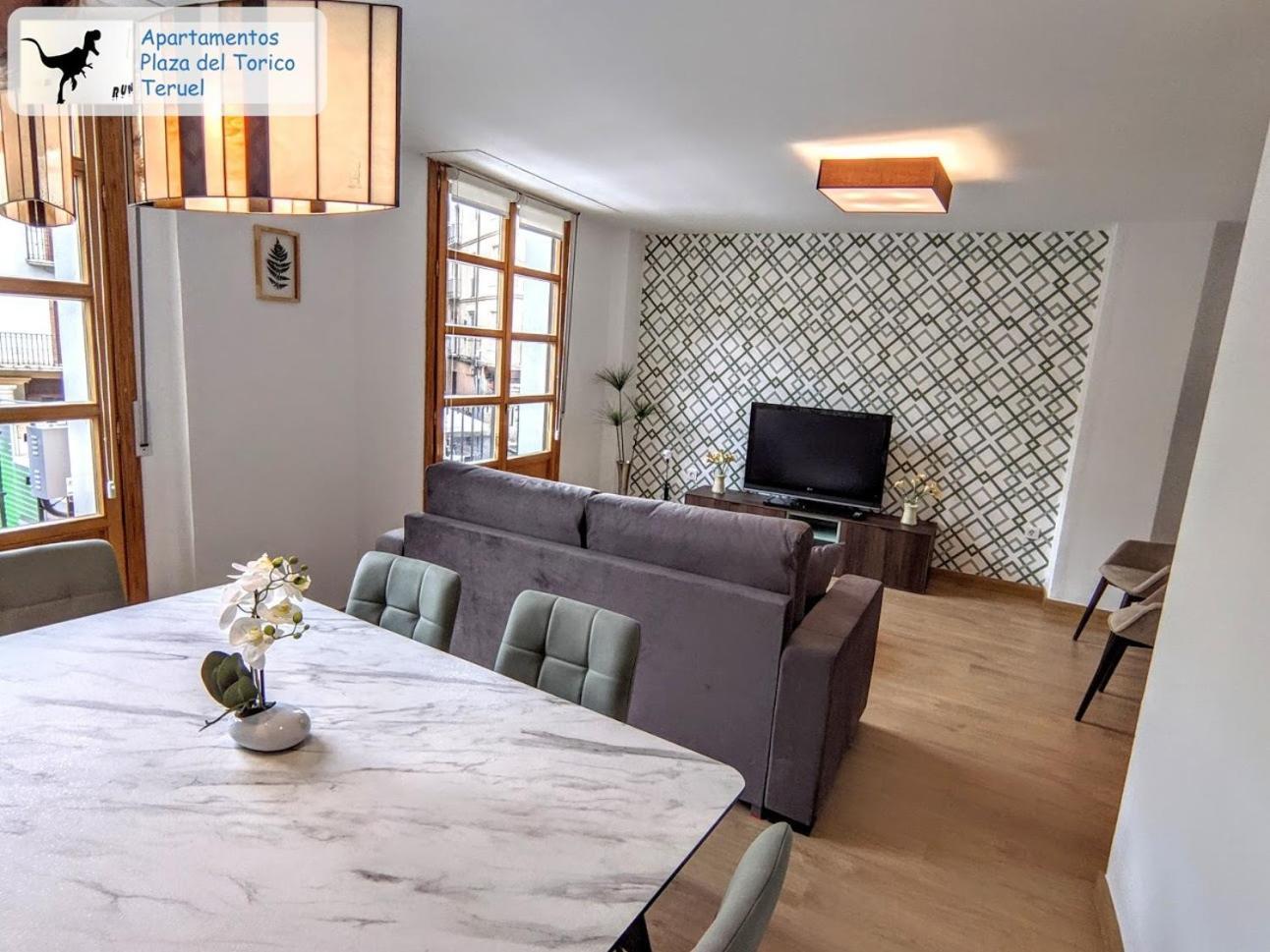 Apartamentos Plaza Del Torico טרואל מראה חיצוני תמונה