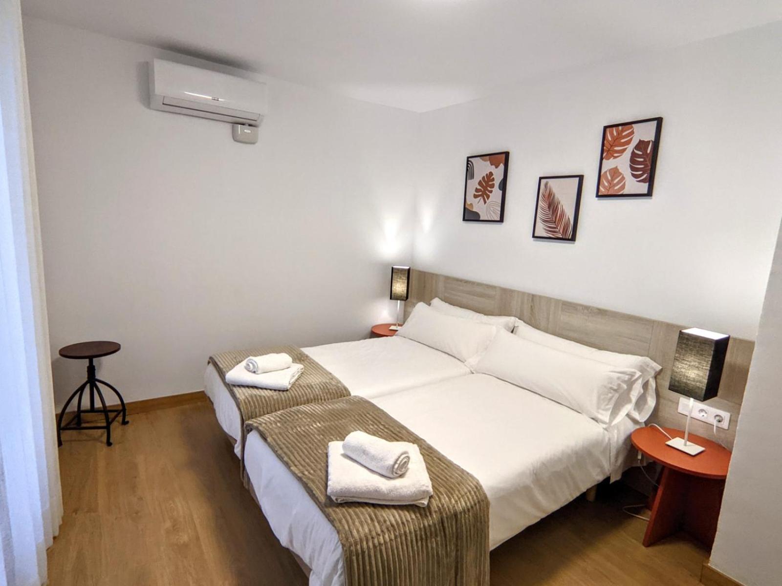 Apartamentos Plaza Del Torico טרואל מראה חיצוני תמונה