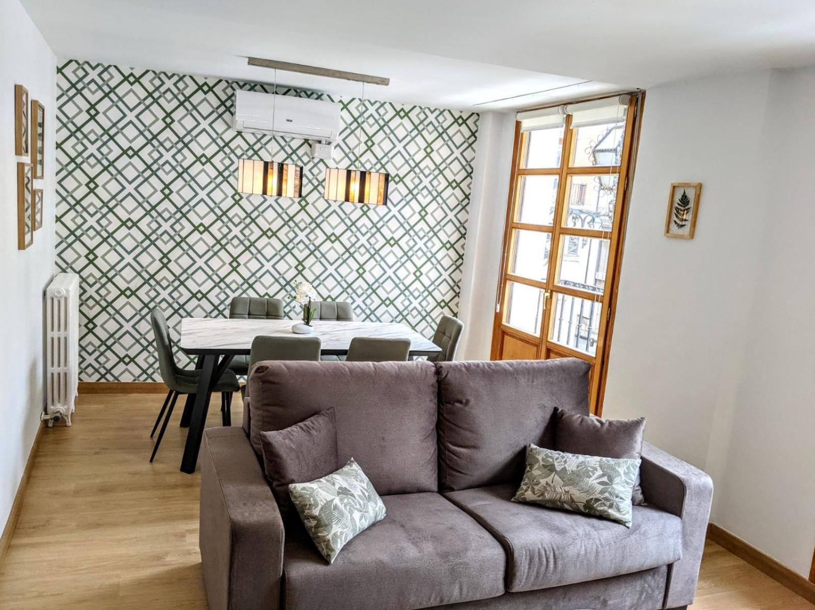 Apartamentos Plaza Del Torico טרואל מראה חיצוני תמונה