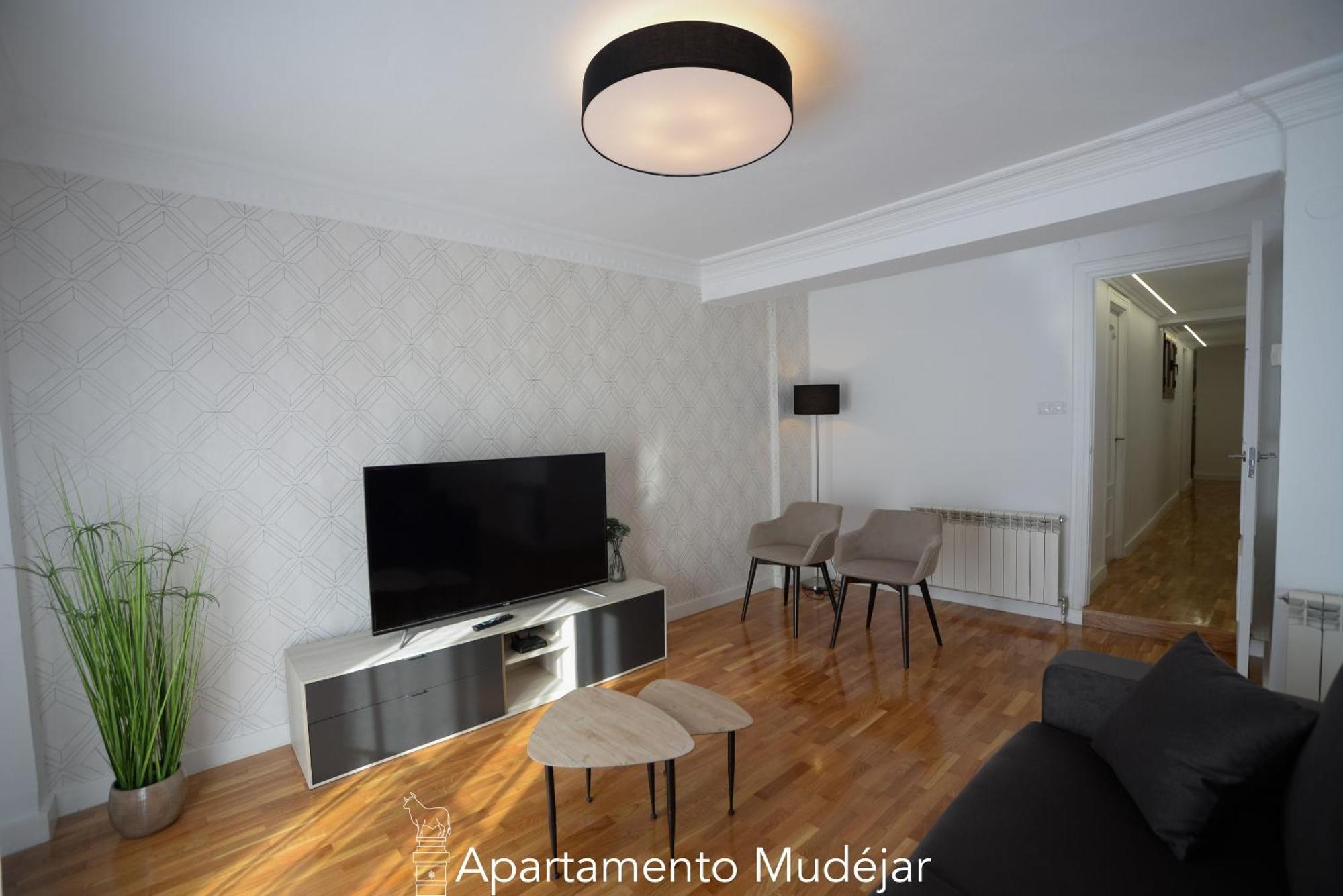 Apartamentos Plaza Del Torico טרואל חדר תמונה