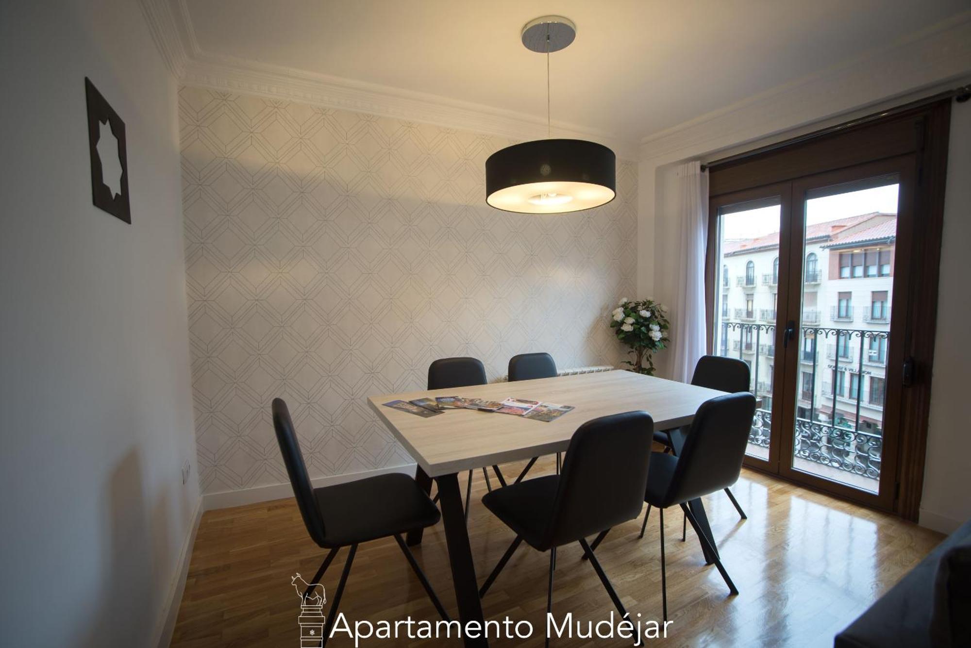 Apartamentos Plaza Del Torico טרואל חדר תמונה
